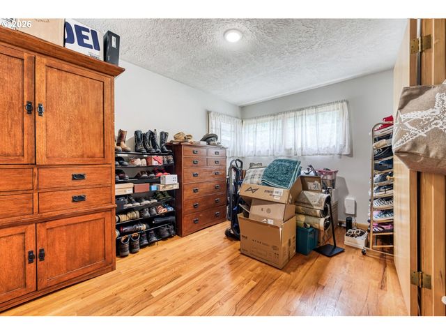 24203 Ne OREGON St, Wood Village, OR 97060