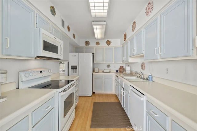 1720 Avenida Del Mundo 805, Coronado, CA 92118
