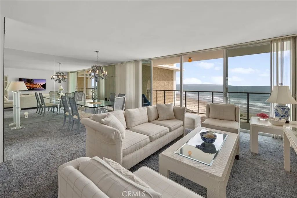 1720 Avenida Del Mundo 805, Coronado, CA 92118