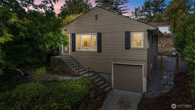 3928 S Pilgrim St, Seattle, WA 98118