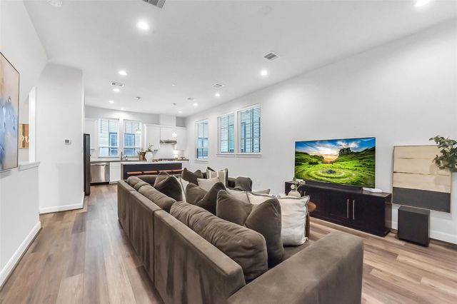 2804 Grand Fountains Drive D, Houston, TX 77054