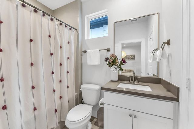 2804 Grand Fountains Drive D, Houston, TX 77054