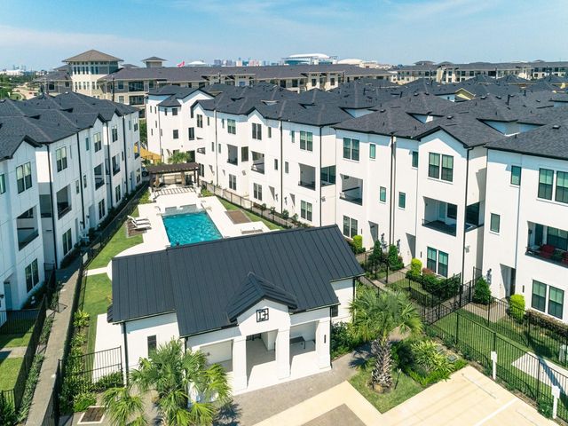 2804 Grand Fountains Drive D, Houston, TX 77054