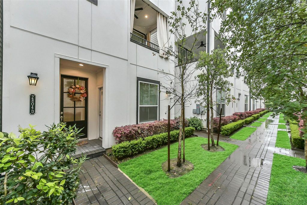 2804 Grand Fountains Drive D, Houston, TX 77054