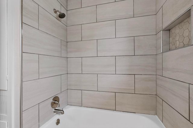 2812 San Medina Avenue, Dallas, TX 75228