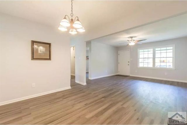 122 Longstreet Circle, Oxford, GA 30054