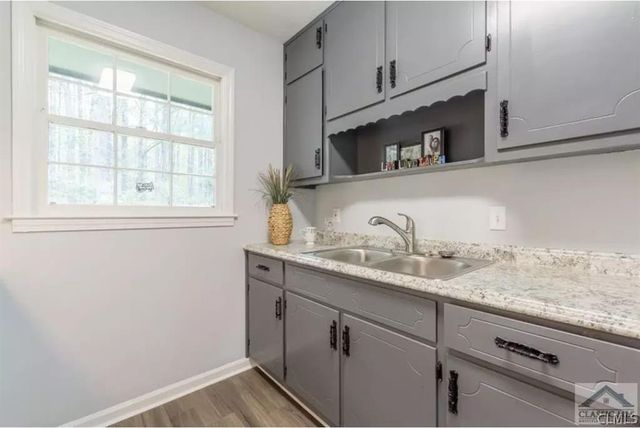 122 Longstreet Circle, Oxford, GA 30054