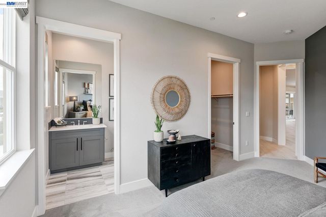 889 Conrad Street, Manteca, CA 95336