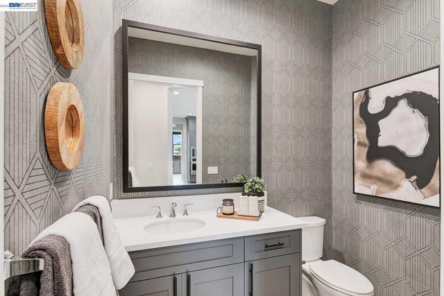 889 Conrad Street, Manteca, CA 95336