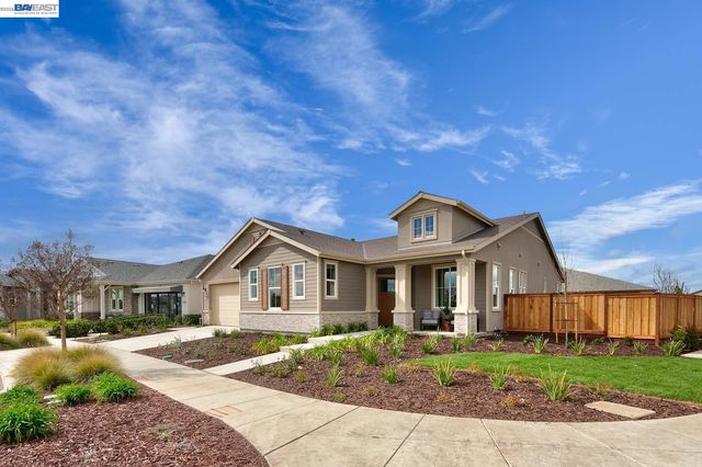 889 Conrad Street, Manteca, CA 95336