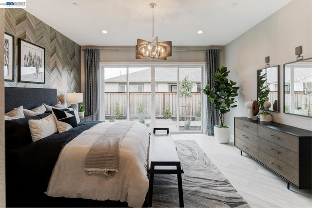 889 Conrad Street, Manteca, CA 95336