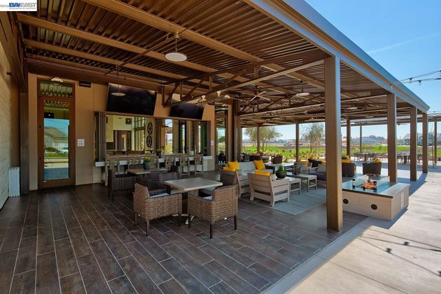 889 Conrad Street, Manteca, CA 95336