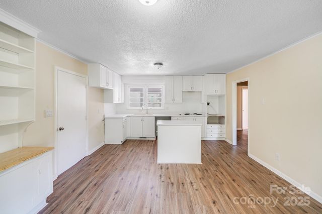830 Cabaniss Drive, Shelby, NC 28150