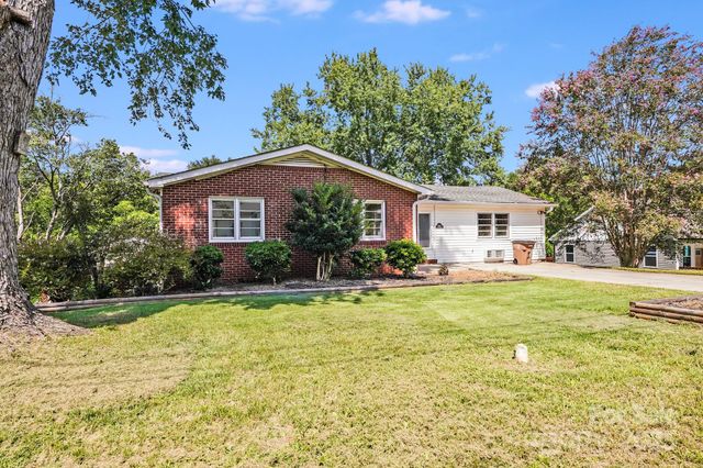 830 Cabaniss Drive, Shelby, NC 28150