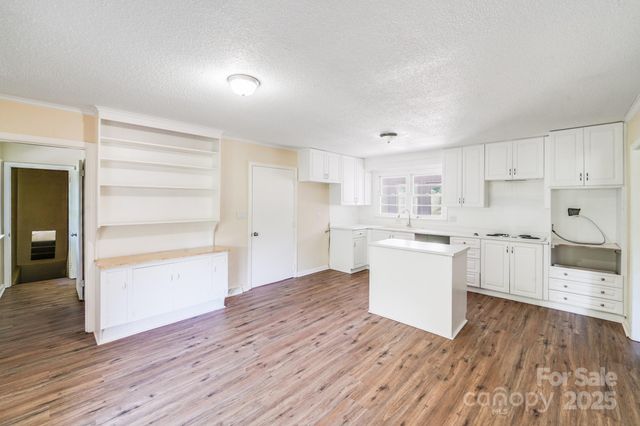 830 Cabaniss Drive, Shelby, NC 28150