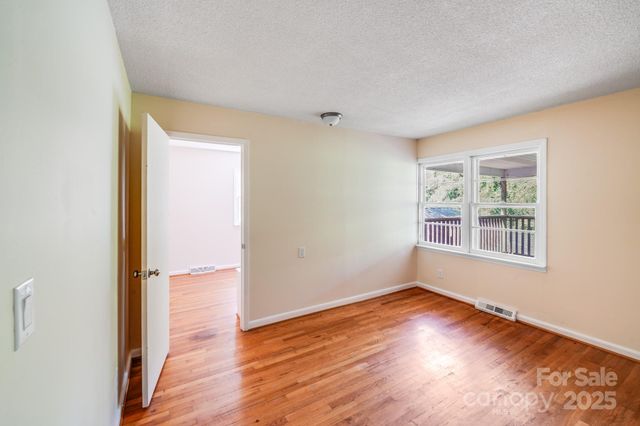 830 Cabaniss Drive, Shelby, NC 28150