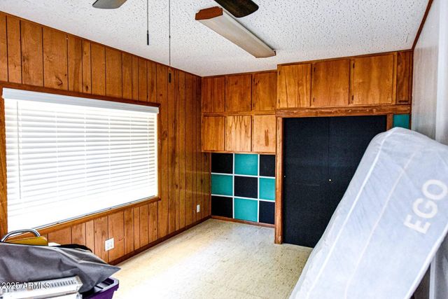 5674 S MIAMI GARDENS Drive, Miami, AZ 85539