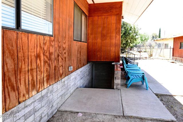 5674 S MIAMI GARDENS Drive, Miami, AZ 85539