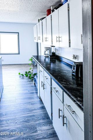 5674 S MIAMI GARDENS Drive, Miami, AZ 85539