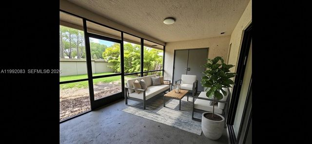 3530 NW 116th Ter, Coral Springs, FL 33065