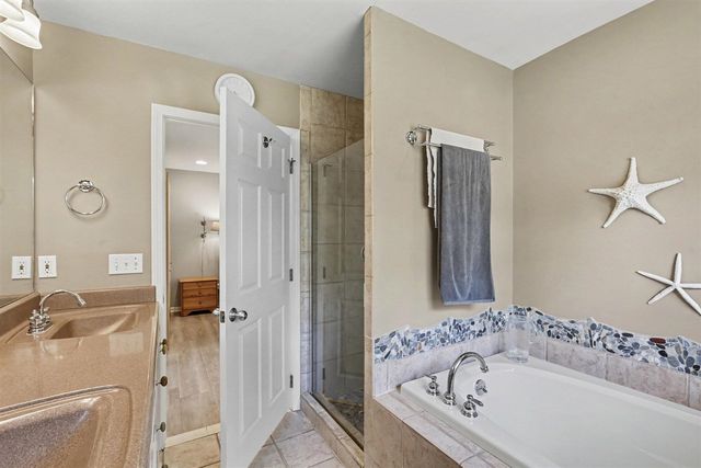 1696 W Ellsworth Road, Ann Arbor, MI 48108