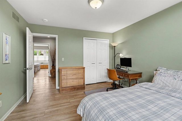 1696 W Ellsworth Road, Ann Arbor, MI 48108