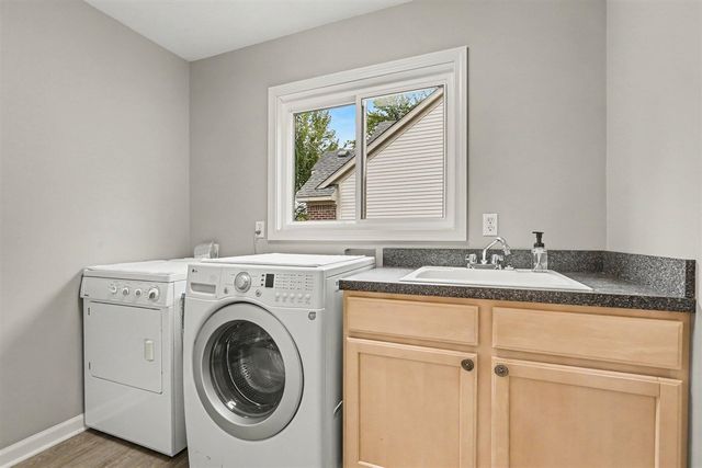 1696 W Ellsworth Road, Ann Arbor, MI 48108