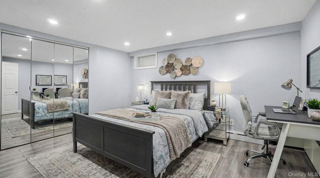 8268 Little Neck Parkway, Floral Park, NY 11004