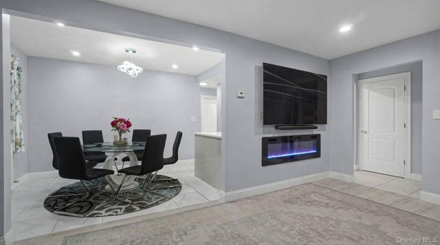 8268 Little Neck Parkway, Floral Park, NY 11004