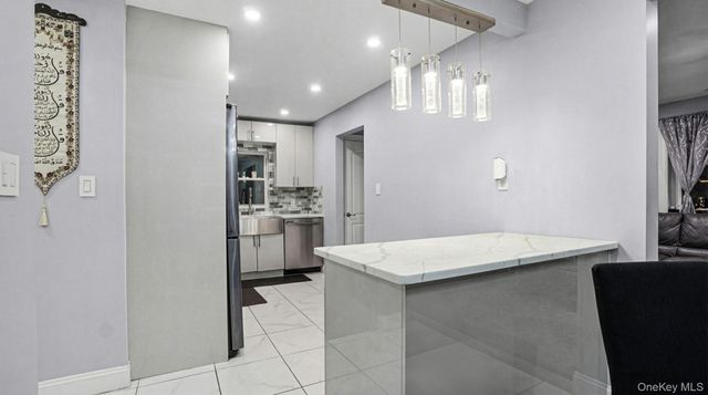 8268 Little Neck Parkway, Floral Park, NY 11004