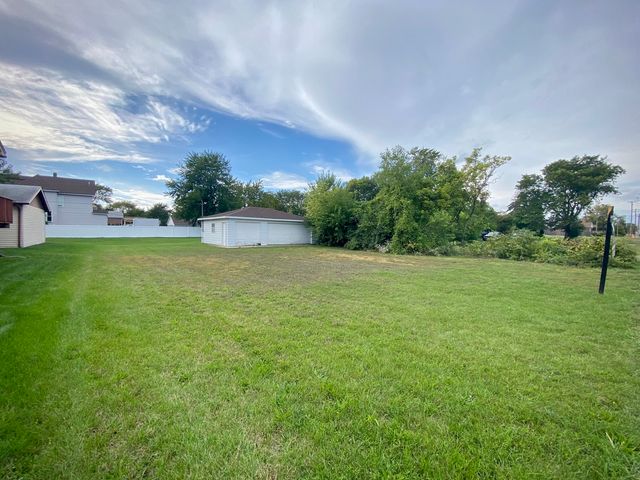 5626 East Avenue, Countryside, IL 60525