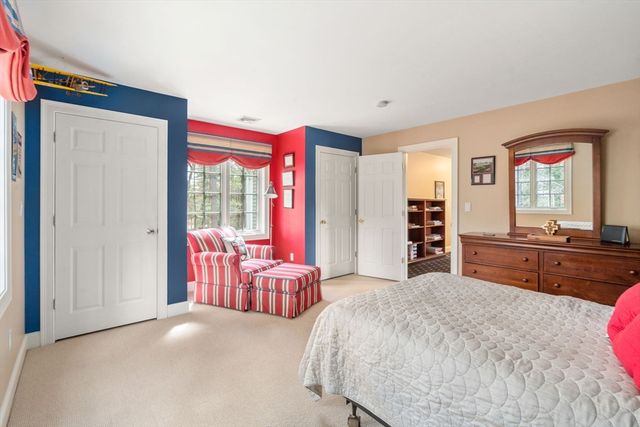 1080 North Street, Walpole, MA 02081
