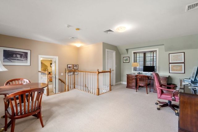 1080 North Street, Walpole, MA 02081