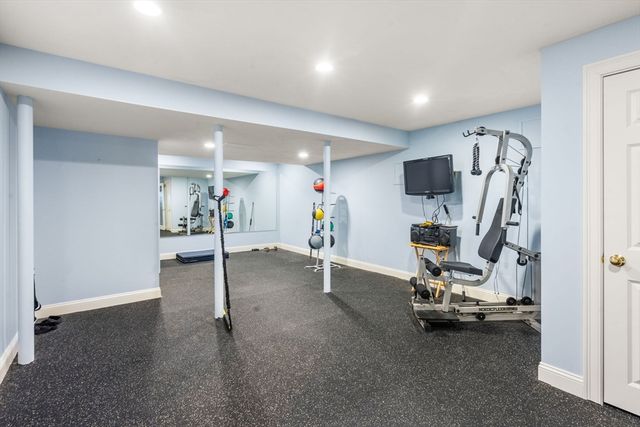 1080 North Street, Walpole, MA 02081