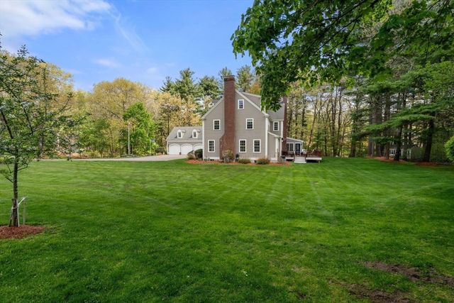 1080 North Street, Walpole, MA 02081