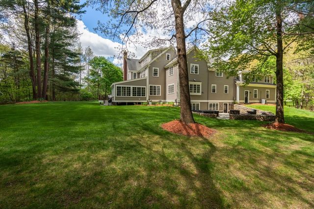 1080 North Street, Walpole, MA 02081