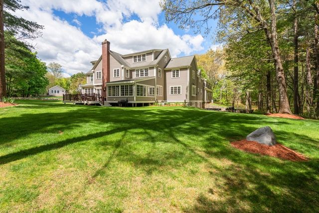 1080 North Street, Walpole, MA 02081