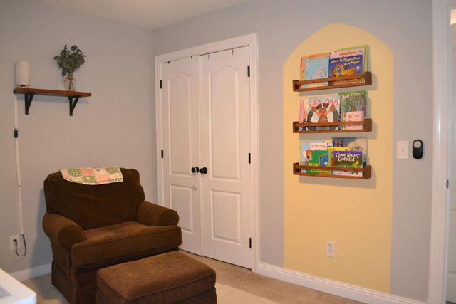 6872 Bridgewater Dr, Nashville, TN 37221