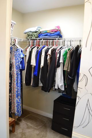 6872 Bridgewater Dr, Nashville, TN 37221