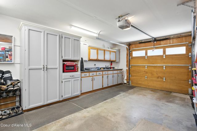 471 Kaniksu Shores Rd, Sandpoint, ID 83864