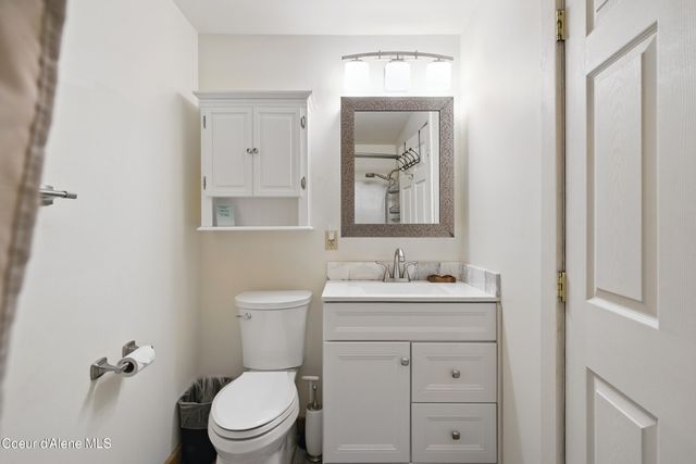 471 Kaniksu Shores Rd, Sandpoint, ID 83864