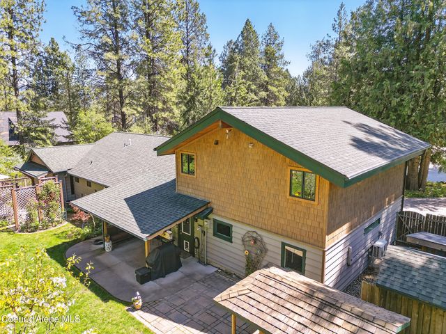 471 Kaniksu Shores Rd, Sandpoint, ID 83864