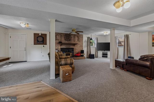 3700 JOY LN, Waldorf, MD 20603