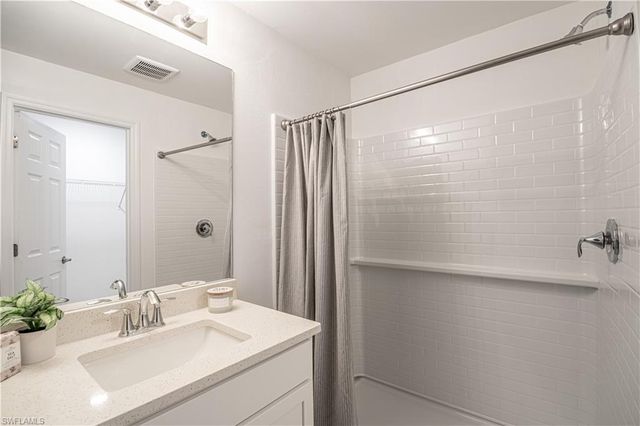 322 NE 25th ST, Cape Coral, FL 33909