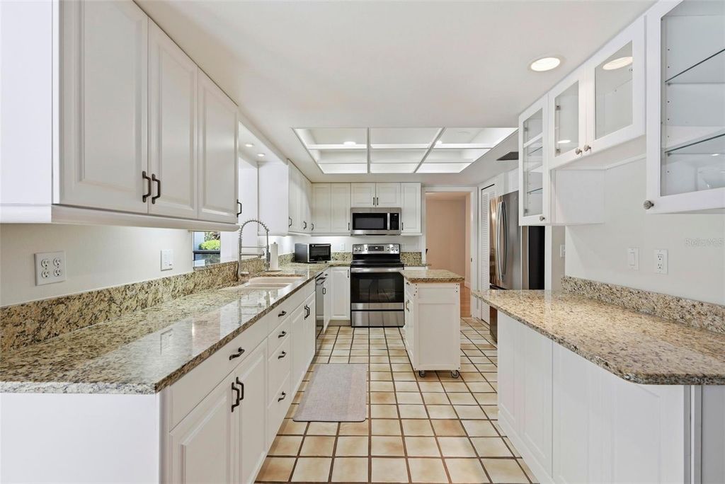 Image 3 of property listing at 115 RED BAY DRIVE, Longwood, FL 32779