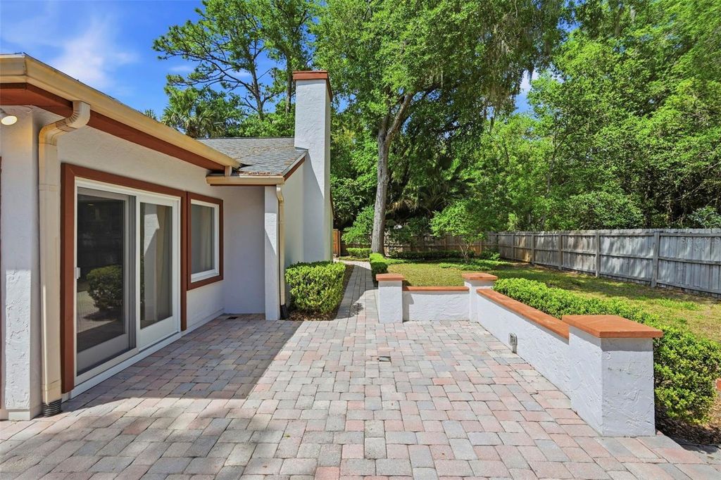 Image 22 of property listing at 115 RED BAY DRIVE, Longwood, FL 32779