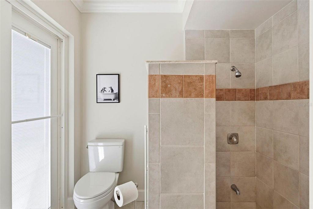 Image 10 of property listing at 115 RED BAY DRIVE, Longwood, FL 32779