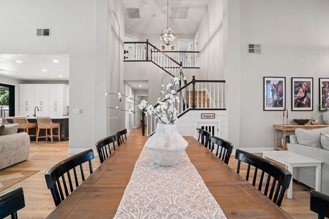 1101 Danielle Dr, Roseville, CA 95747