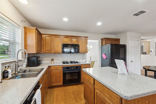 2015 Sumac Drive, Forney, TX 75126