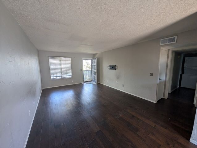 11327 N may Avenue C, Oklahoma City, OK 73120